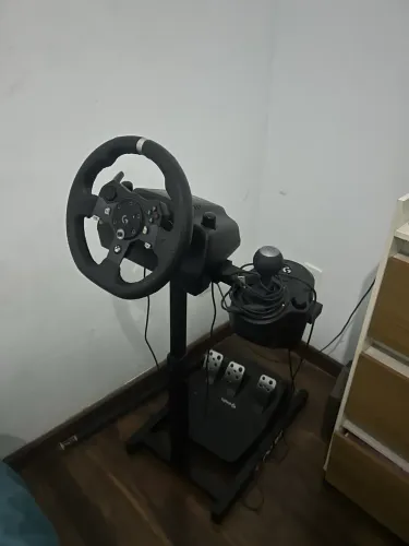 Vendo volante G920 + Câmbio logitech + Cockpit
