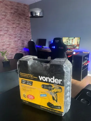 PARAFUSADEIRA / FURADEIRA PROFISSIONAL - VONDER