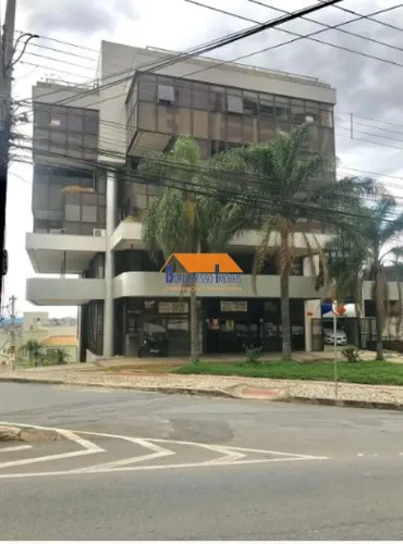 loja na Av Raja Gabaglia