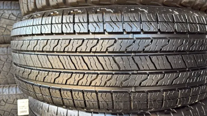 Pneu 255/55/20 Goodyer 95% vida util