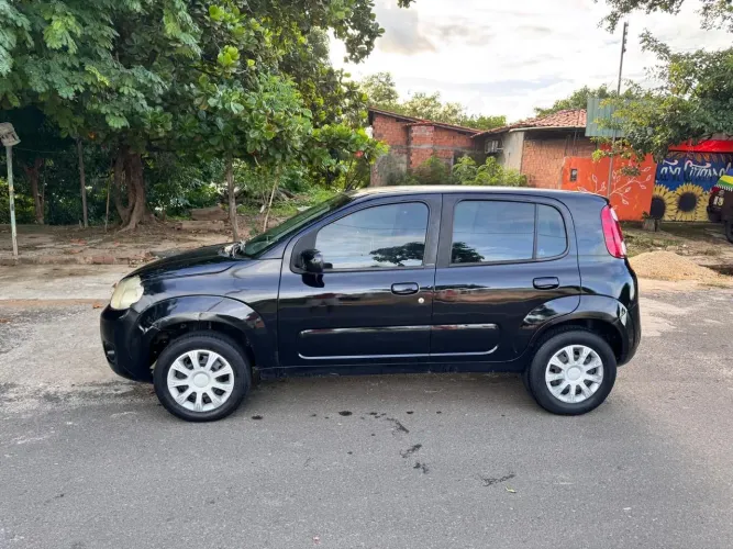 Fiat Uno Vivace/rua 1.0 EVO Fire Flex 8V 5P 2012