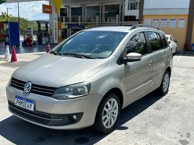 Volkswagen Spacefox Sportline/highline 1.6 T.flex 2014