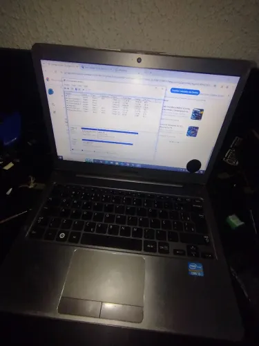 Notebook Samsung i5 8 gb SSD 240 Bluetooth ultra slim