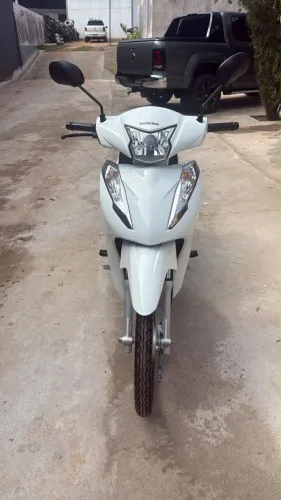 Biz 110 2023 único dono