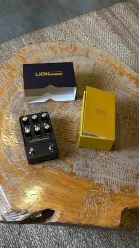 Pedal Universal Audio Lion ( UAD UAFX ) 