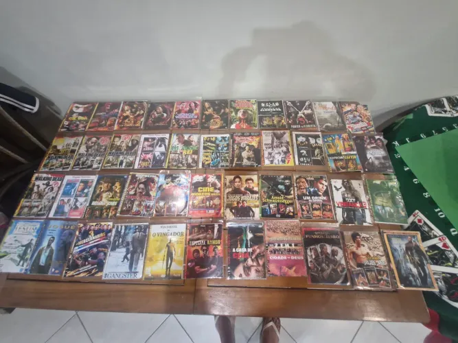 Filmes de ação e terror 2 reais cada