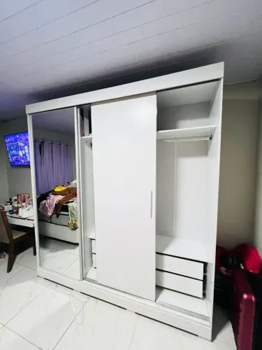 guarda roupa 3 portas