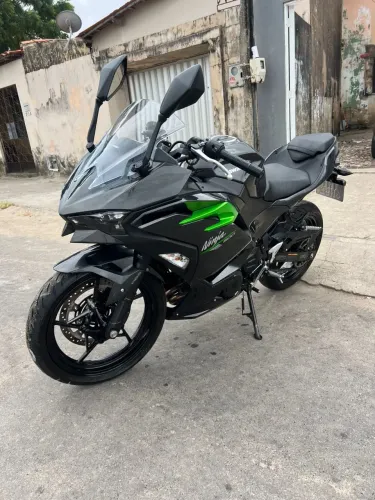 Kawasaki Ninja 500 - 2025 / 2025