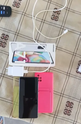 Samsung A07 e Samsung A71