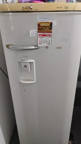 Vende-se geladeira conservada