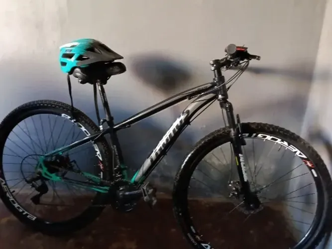 Bicicleta aro 29 freio a disco