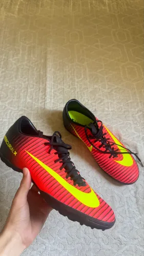 Chuteira Nike