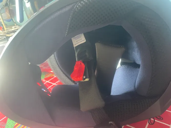 Capacete