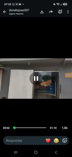 Alugo um apartamento ponto comercial no bairro alvorada 1200