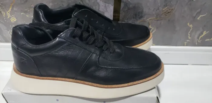 RICARDO ALMEIDATênis Masculino Casual Com Recorte Couro Floater Preto Ricardo Almeida#42<br><br>
