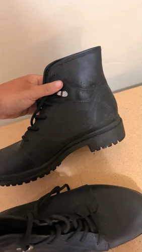 Bota preta Cano curto