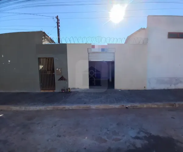 Cômodo para locação no bairro Marta Helena