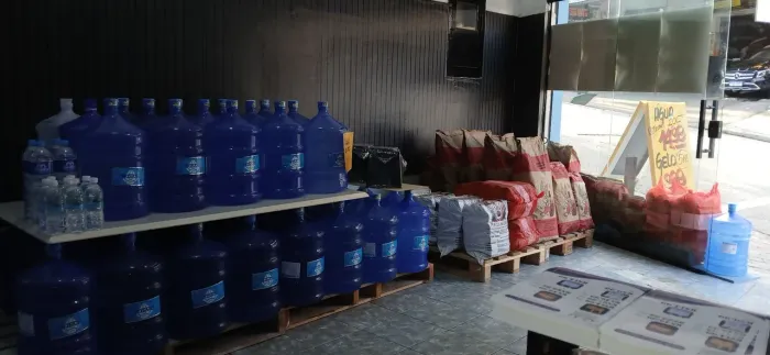 ESTRUTURA PARA DISTRIBUIDORA DE ÁGUA