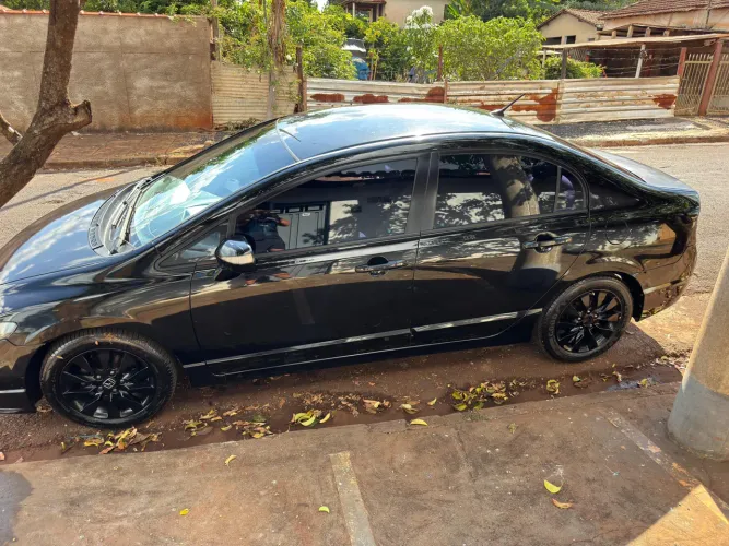 Honda Civic Sed. Lxl/ LXL SE 1.8 Flex 16V Aut. 2011