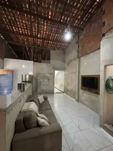 Casa de 210m² no Bairro Santos Dumont com 4 Quartos, sendo 2 Suítes