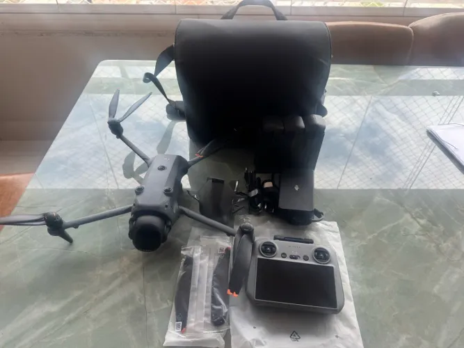 Mavic 4 Pro Creator 512GB Combo Fly More RC2
