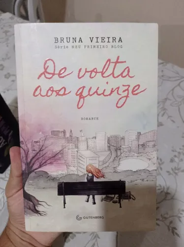 Vendo livro De volta aos quinze