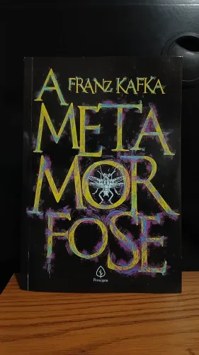 Livro A Metamorfose - Franz Kafka (Editora Principis)
