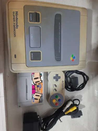 Super famicom + cabos, controle e jogo (tudo original)