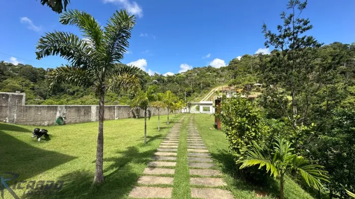 Chácara à venda com 3.360 m² de área, nas Montanhas em Buenos Aires, Guarapari ES.