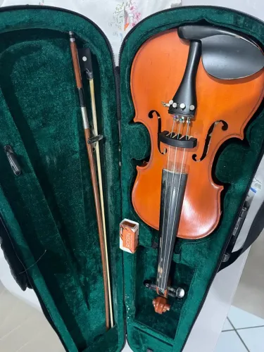 Violino 4/4 usado