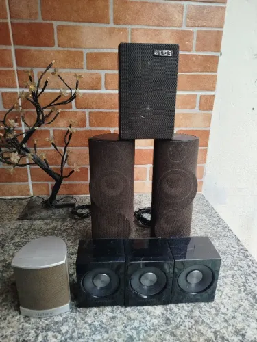 Caixinhas de som muito boas