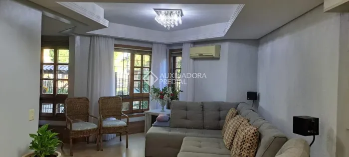 Sobrado 3 quartos à venda na Vila Ipiranga, Porto Alegre