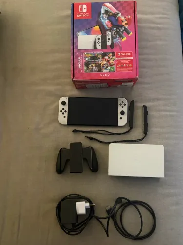 Nintendo Switch Oled DESBLOQUEADO 64 GB + Cartão sd 128gb + 6 jogos já inclusos