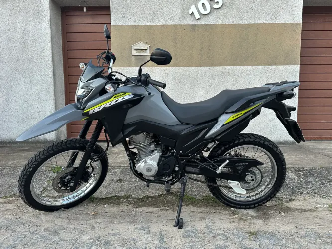 Honda Bros NXR 160 ABS cinza