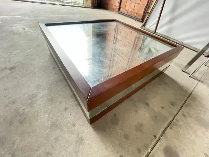 Mesa de centro com espelho