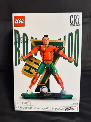 LEGO EDITIONS - CR7 - CRISTIANO RONALDO - #43016