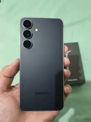 Samsung Galaxy S25 FE Novo
