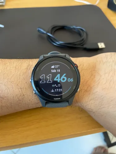 Smartwatch Garmin Forerunner 255
