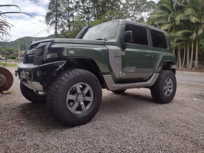 Troller T-4 4X4 3.2 20V TDI Cap. Rígida Diesel 2017