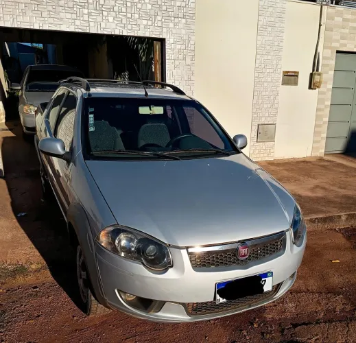 Fiat Strada Trekking 1.6 16V Flex CD 2015