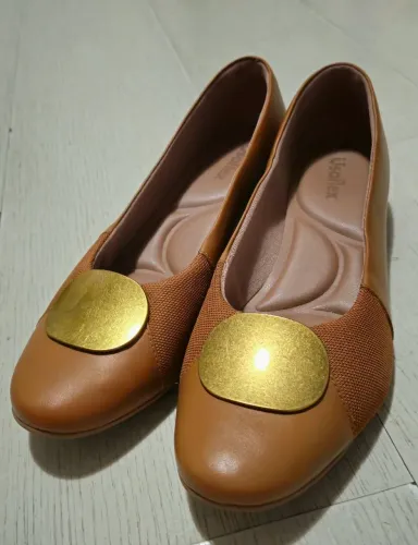 Sapato de salto baixo formal usaflex