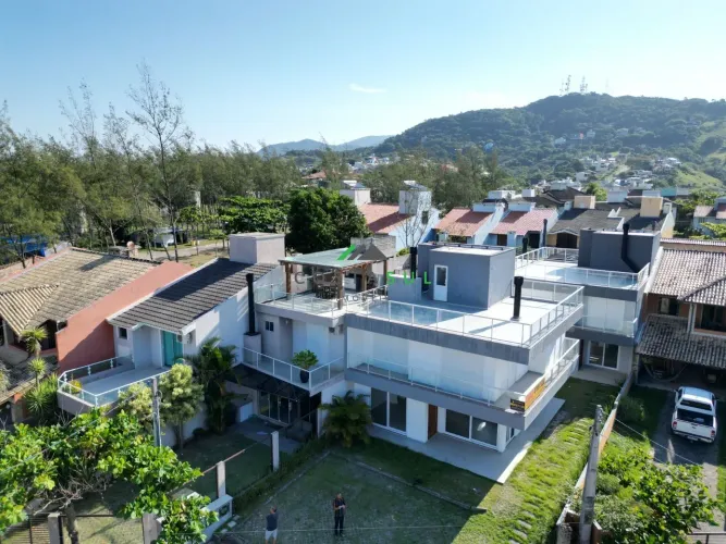 Casa 3 dormitórios à venda Morrinhos Garopaba/SC