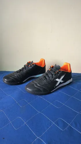 Chuteira OXN Victory 2 Pro - Couro Legítimo 