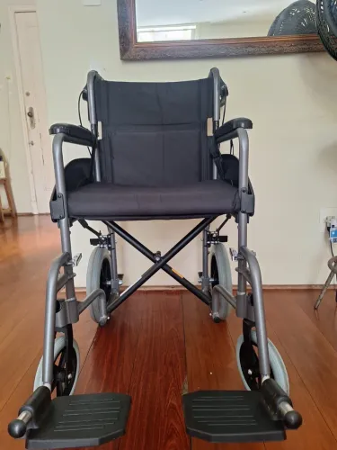 Cadeira de roda Mobil