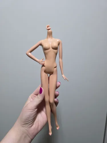 Corpo model muse Barbie City Shine (LER DESCRIÇÃO)