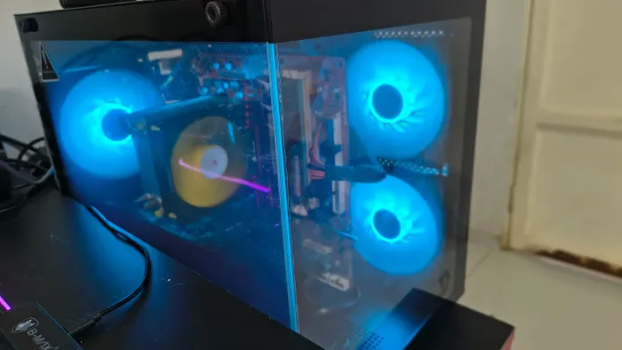 Computador para estudo e jogos
