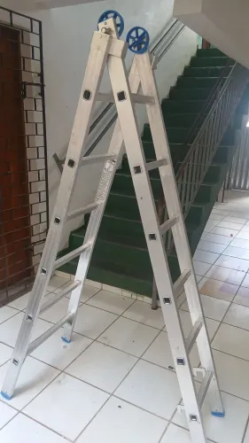 Escada para atividades  de reforma montagem  ate 350M