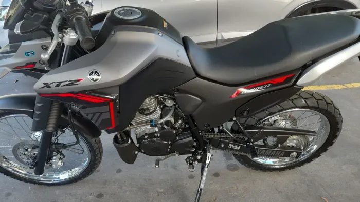 XTZ LANDER 250