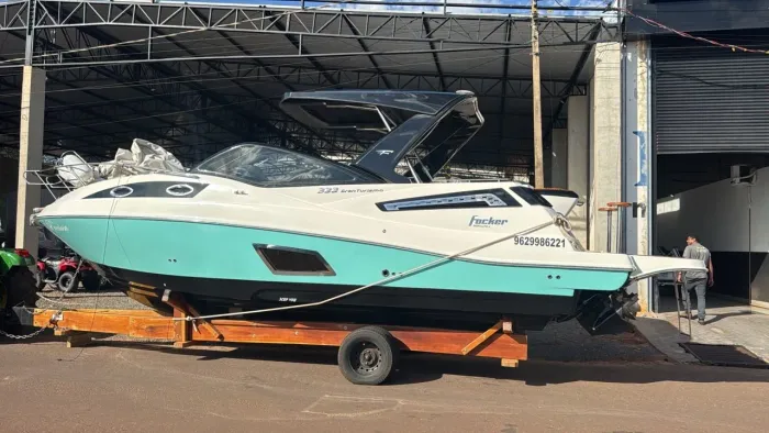 Lancha Focker 333