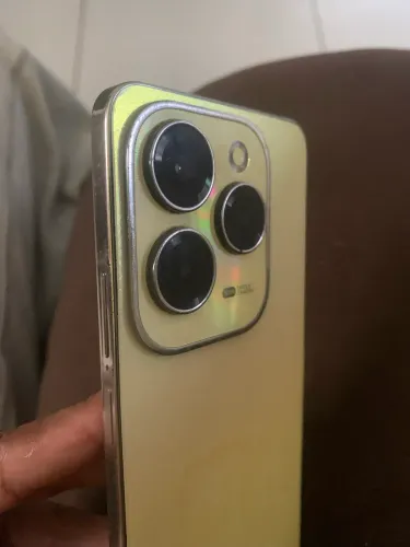 Celular hot pro 40